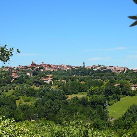 Nell'Antica Torre Di Fronte A Siena Apartment Exterior photo